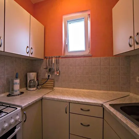 Jadranka Apartment *